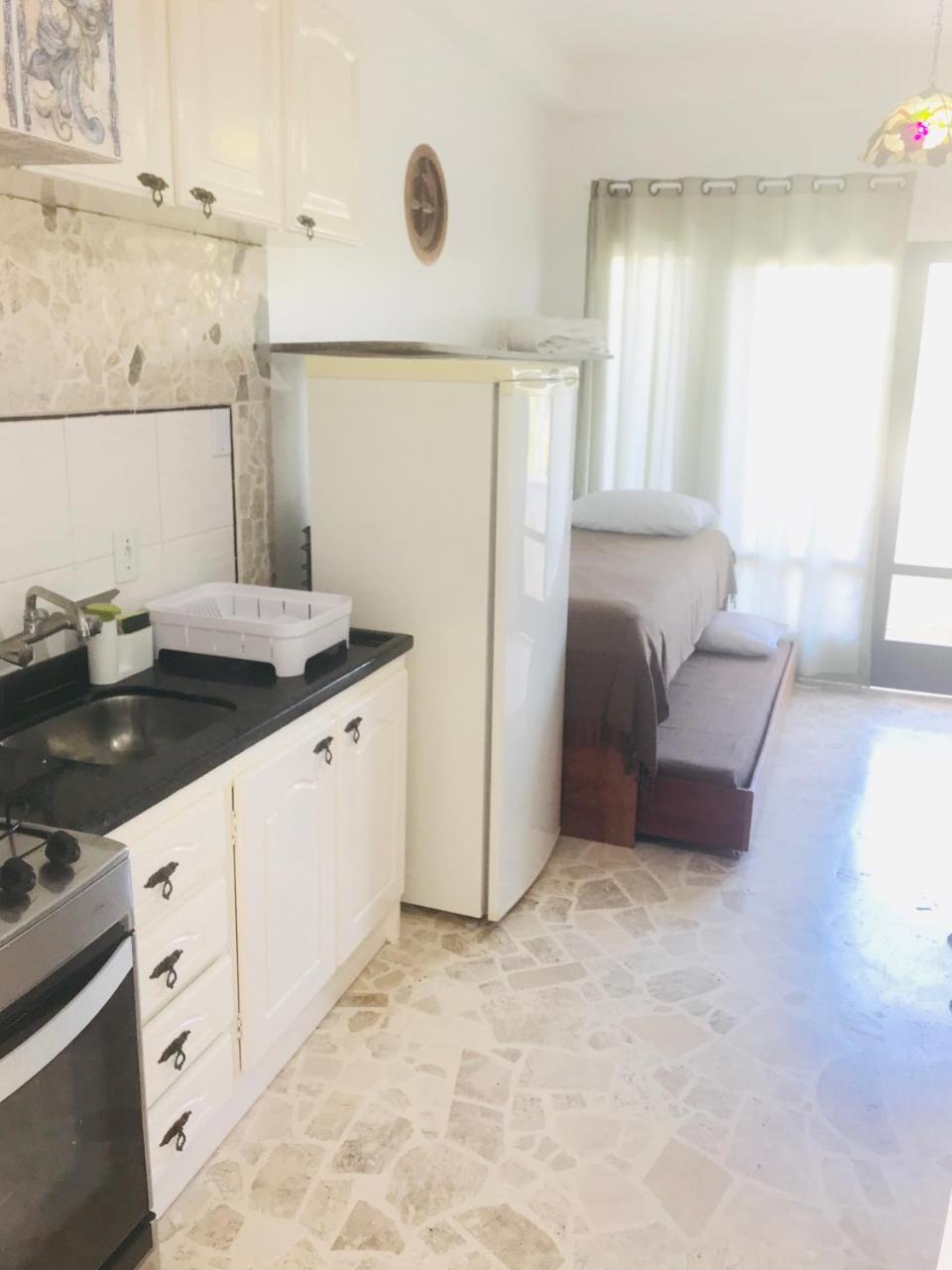 Casa Grecia Pousada Бомбиньяс Экстерьер фото